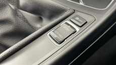 BMW 1 Series 118i [1.5] SE 5dr [Nav] Petrol Hatchback